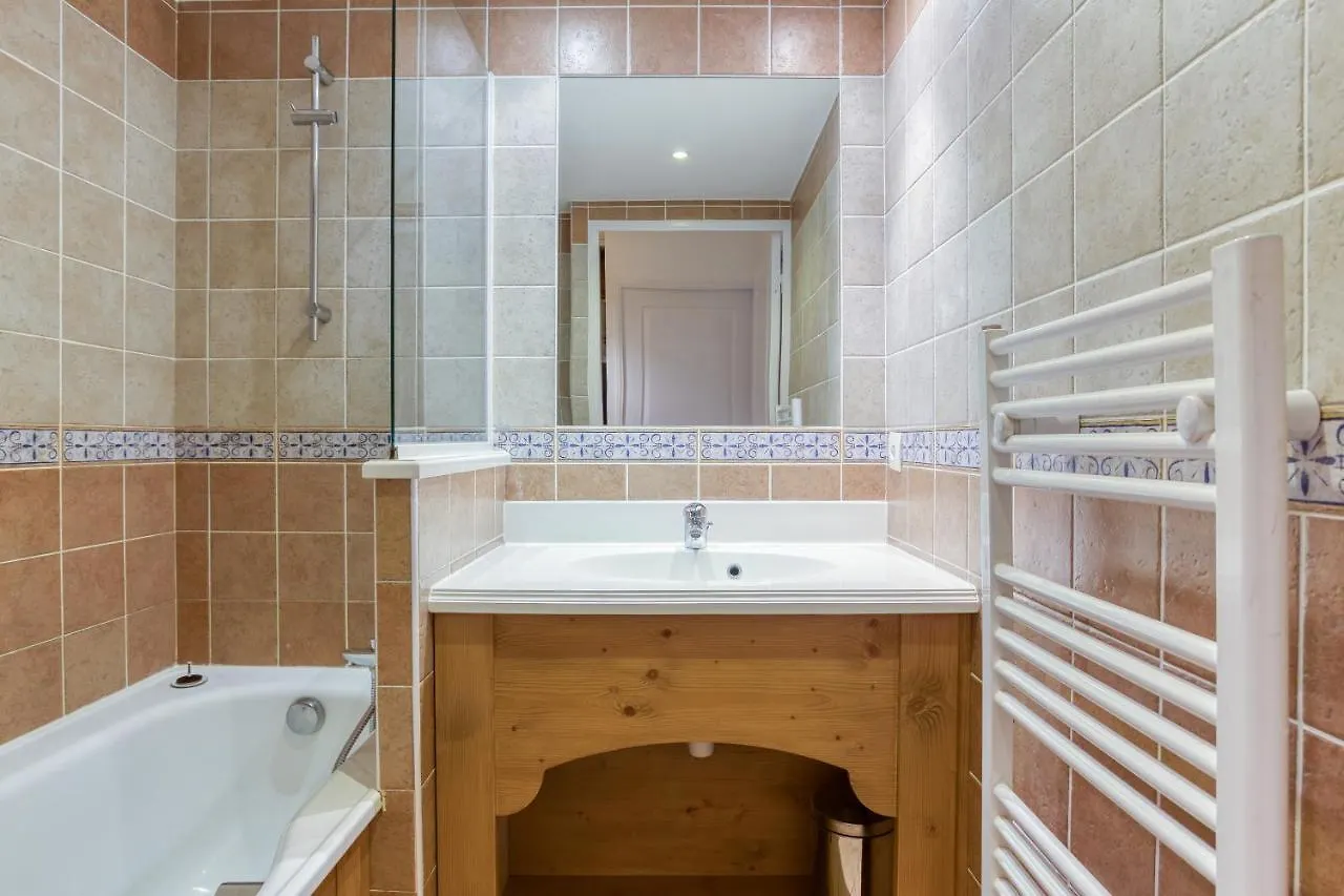 Appartement Les Alpages Du Corbier A102 à Villarembert 0*,  France